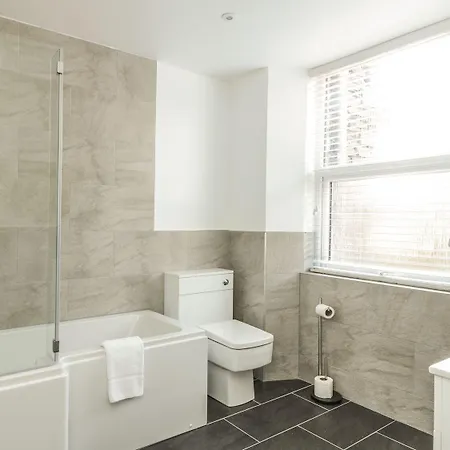 Ivy Bank * Windermere